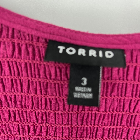 Torrid Plus Size Pink Crinkle Gauze Smocked Tunic Top V-Neck Long Sleeve Size 3 - Picture 7 of 7